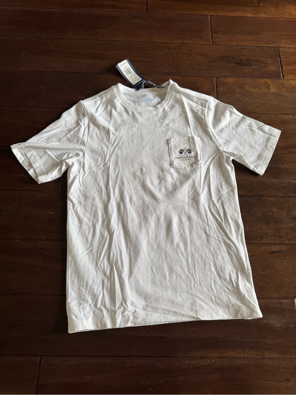 Vineyard Vines White Short Sleeve Pocket Tee Daytona racing Theme